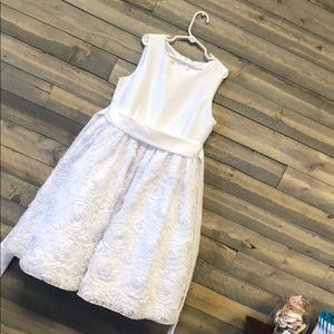 Girl Wedding Dress, Size 12 💜